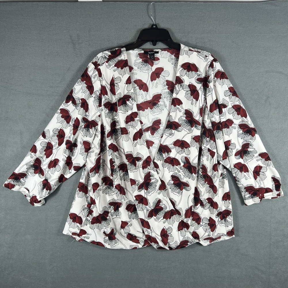 Alfani Woman Plus Size 22W White Red Floral Print Open Front Blouse Top Kimono